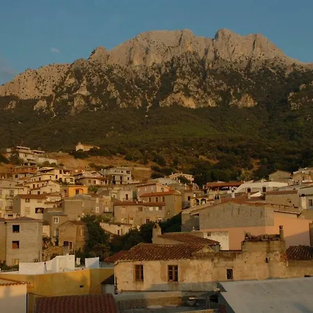 Munde Bed & Breakfast Oliena